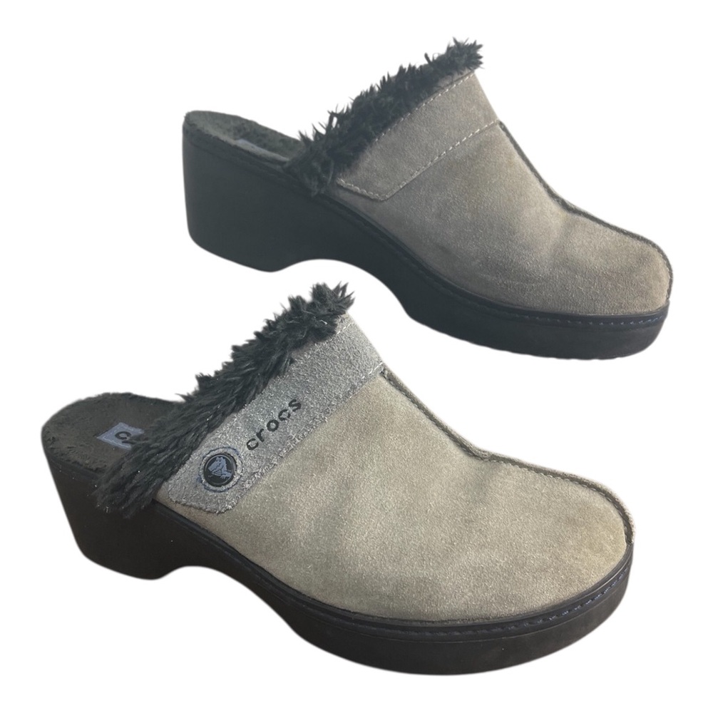 Crocs Womens Slip On Blue Gray Suede Clog Shoes Size W9 Faux Fur